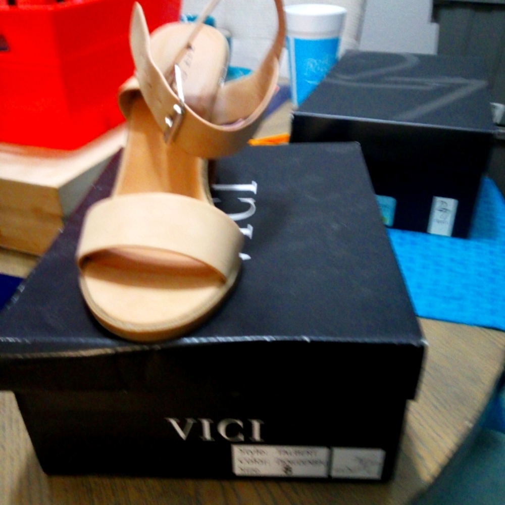 Women shoes